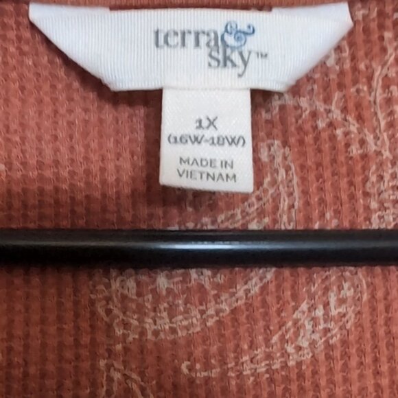 Terra And Sky Orange Paisley Button Up Long Sleeve In Size Extra Large - Picture 3 of 4